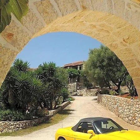 Ξενοδοχείο με διαμερίσματα Bbb - Blick 3*