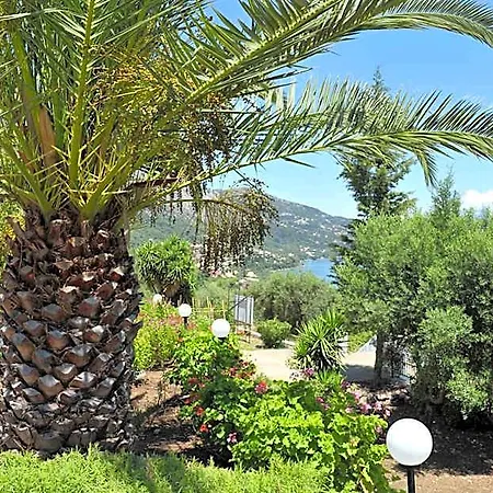Ξενοδοχείο με διαμερίσματα Bbb - Blick 3*