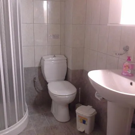 Aparthotel Bbb - Blick 3*